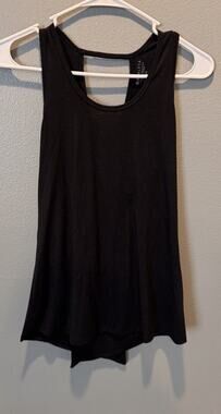 Athleta Essence Open Tie Back Wrapped Criss Cross Tank Size XS Shirt Black Top